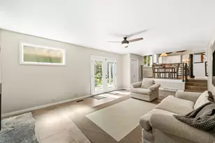 3528 E Country Hollow Dr, Cottonwood Heights, UT 84121 - Photo 17