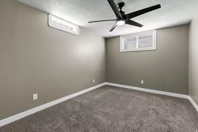 187 N Pinehurst Ave, Tooele, UT 84074 - Photo 23