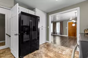 187 N Pinehurst Ave, Tooele, UT 84074 - Photo 9