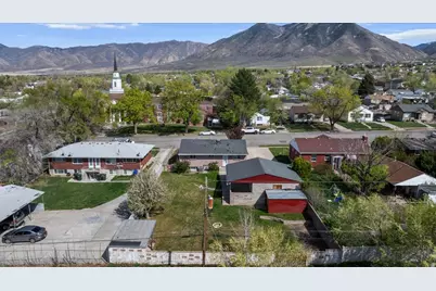 187 N Pinehurst Ave, Tooele, UT 84074 - Photo 33