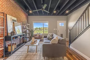 446 W Amber Glow Ln, Draper, UT 84020 - Photo 3