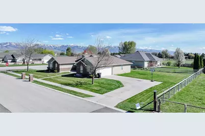 590 E 1st S S #A/B, Preston, ID 83263 - Photo 11