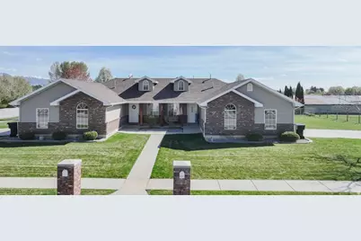 590 E 1st S S #A/B, Preston, ID 83263 - Photo 1