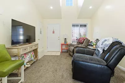 590 E 1st S S #A/B, Preston, ID 83263 - Photo 3