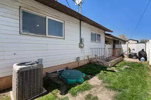 2086 N 175 W, Sunset, UT 84015 - Photo 23