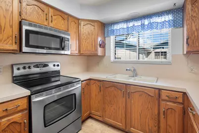 224 N 400 W #3, Orem, UT 84057 - Photo 13