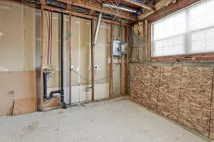 348 E 500 S, Clearfield, UT 84015 - Photo 27