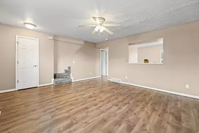 348 E 500 S, Clearfield, UT 84015 - Photo 5