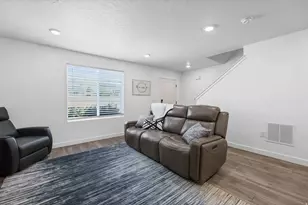 2792 N Fighting Falcon St, Layton, UT 84040 - Photo 3