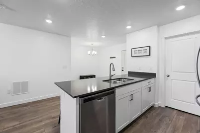 2792 N Fighting Falcon St, Layton, UT 84040 - Photo 9