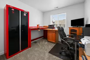 2792 N Fighting Falcon St, Layton, UT 84040 - Photo 19