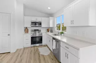 804 N 310 E, Tooele, UT 84074 - Photo 9