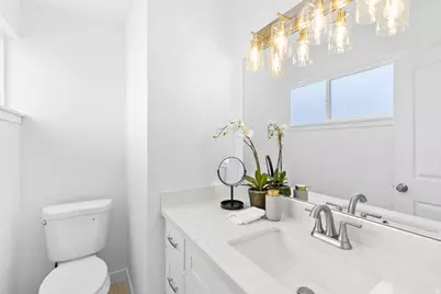 804 N 310 E, Tooele, UT 84074 - Photo 17