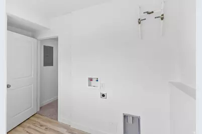 804 N 310 E, Tooele, UT 84074 - Photo 25