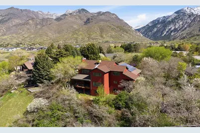 8 Altawood Dr S, Sandy, UT 84092 - Photo 9