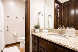 2009 N Coral Ridge Dr, Washington, UT 84780 - Photo 15
