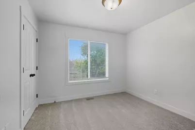 535 W 300 N, Hyrum, UT 84319 - Photo 19