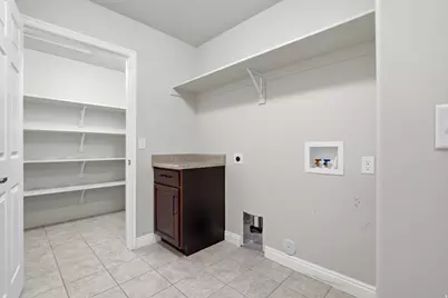 864 W 1840 S #D, Syracuse, UT 84075 - Photo 23