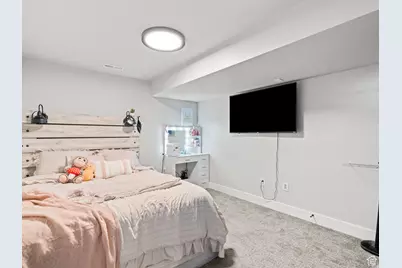 214 S 900 W, Tooele, UT 84074 - Photo 17