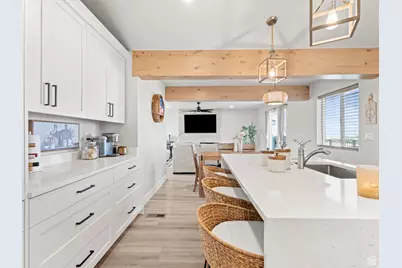 214 S 900 W, Tooele, UT 84074 - Photo 7