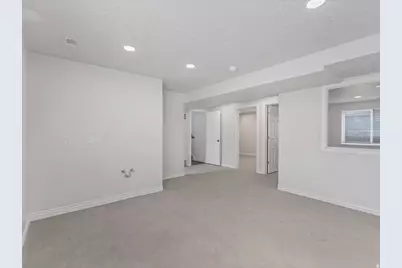 610 N Main #A, Clearfield, UT 84015 - Photo 7