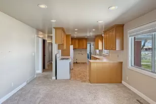 330 W Center, Orangeville, UT 84537 - Photo 9