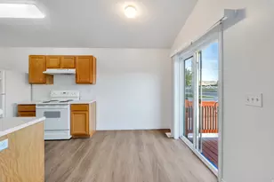 2087 E Hawthorne St N, Saratoga Springs, UT 84043 - Photo 11