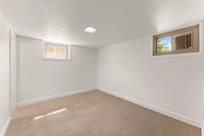 4640 S Locust Ln E, Holladay, UT 84117 - Photo 29