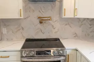 8933 S 3900 W, West Jordan, UT 84088 - Photo 17