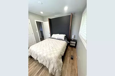 1697 E Bunkerhill Rd E, Holladay, UT 84117 - Photo 31