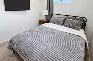 1697 E Bunkerhill Rd E, Holladay, UT 84117 - Photo 37