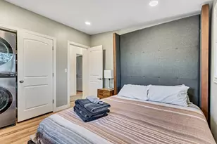 1697 E Bunkerhill Rd E, Holladay, UT 84117 - Photo 17