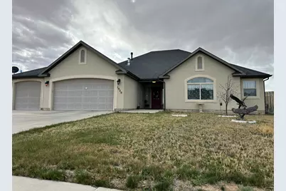 1920 S 35 E, Vernal, UT 84078 - Photo 1