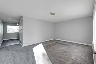 3246 W Royalwood Dr, Taylorsville, UT 84129 - Photo 11