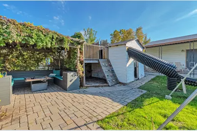 3246 W Royalwood Dr, Taylorsville, UT 84129 - Photo 7