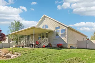 1699 W 2115 S, Syracuse, UT 84075 - Photo 45