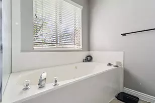 1699 W 2115 S, Syracuse, UT 84075 - Photo 23