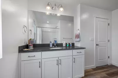 453 N Northshore Dr, Saratoga Springs, UT 84045 - Photo 17