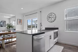 453 N Northshore Dr, Saratoga Springs, UT 84045 - Photo 11