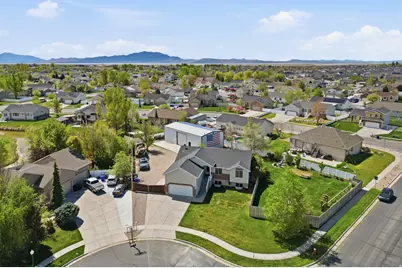 3805 W Jupiter Hills Dr S, Syracuse, UT 84075 - Photo 39