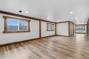 3805 W Jupiter Hills Dr S, Syracuse, UT 84075 - Photo 23