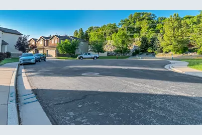 1643 N Hollyhock, Farmington, UT 84025 - Photo 27