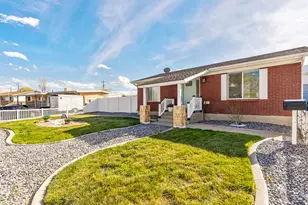 4870 S Southridge Dr, Taylorsville, UT 84129 - Photo 5