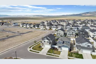 3685 N Cuade St E, Eagle Mountain, UT 84005 - Photo 41