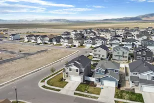 3685 N Cuade St E, Eagle Mountain, UT 84005 - Photo 41