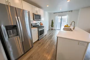 212 N Offshore Ct E, Saratoga Springs, UT 84045 - Photo 11