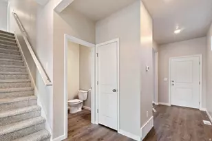 7060 N Obsidian Wy, Eagle Mountain, UT 84005 - Photo 15