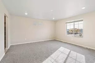 7060 N Obsidian Wy, Eagle Mountain, UT 84005 - Photo 3