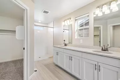 7059 N Sandstone Way, Eagle Mountain, UT 84005 - Photo 11