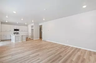 7047 N Sandstone Wy, Eagle Mountain, UT 84005 - Photo 7